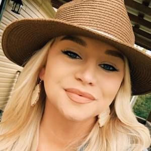 Meet your Posher, Candice